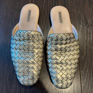 Bottega veneta mules in soft leather beautiful light gold color size 39